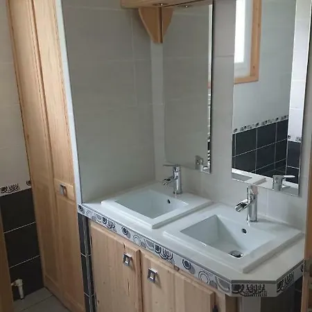 Apartment Des