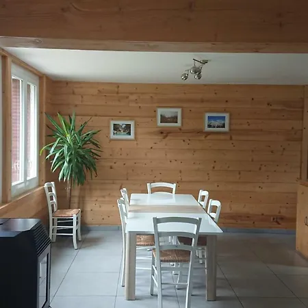 Apartment Des